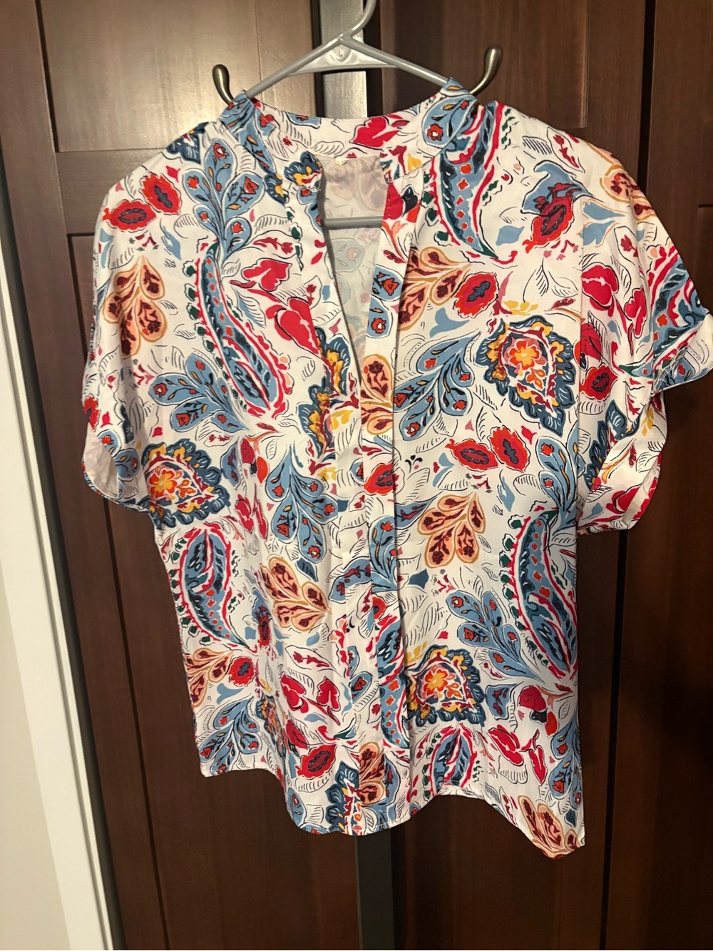 Men's Short-Sleeve Paisley Print Shirt - White with Blue & Red